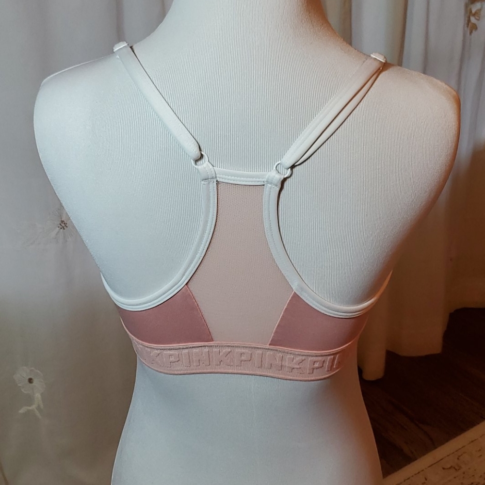 PINK Bra - Picture 3 of 3